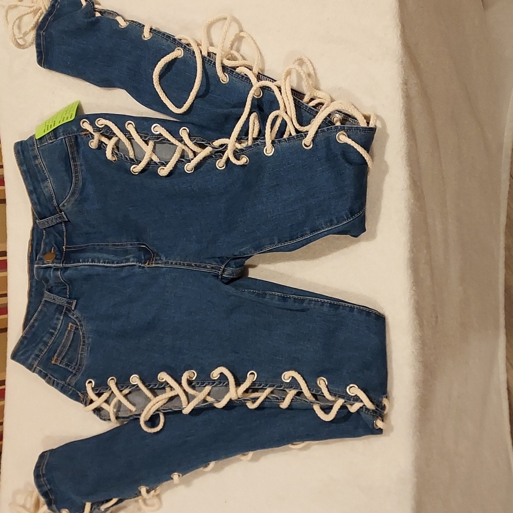 NWOT Women's Shein Lace Up  Skinny Jeans Size 29W/ 32L